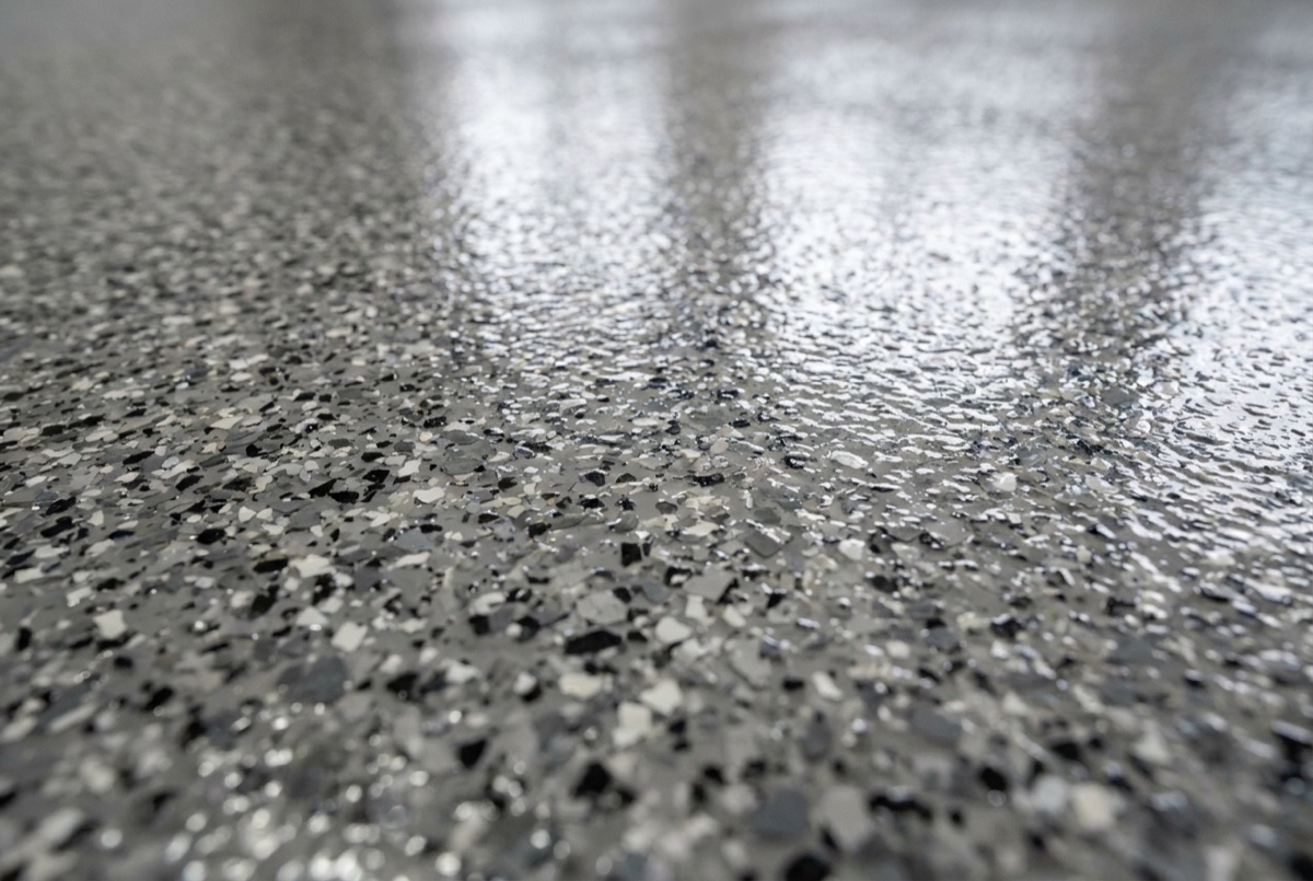 Flake epoxy flooring